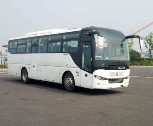 中通牌LCK6108D5A客车图片