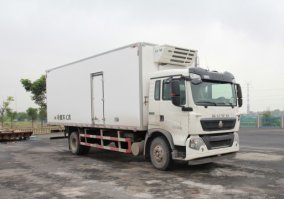 豪沃牌ZZ5187XLCK561GE1冷藏车
