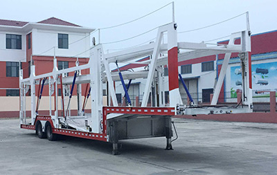 华昌牌13.8米13.7吨2轴车辆运输半挂车(QDJ9220TCL)