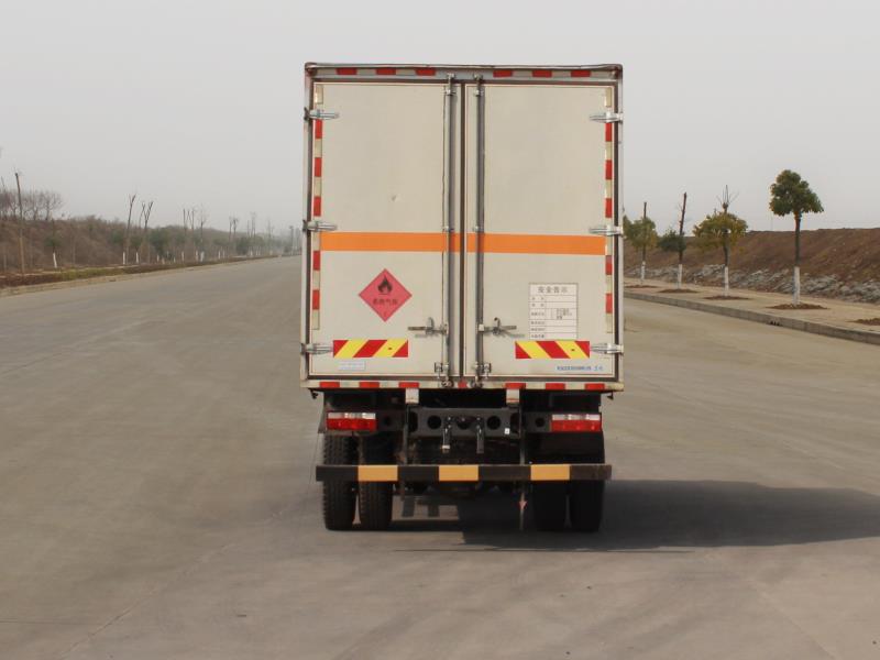 東風(fēng)牌EQ5185XRQL9CDEACWXP易燃?xì)怏w廂式運(yùn)輸車公告圖片