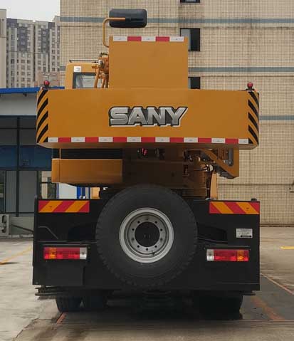 三一牌SYM5346JQZ(STC250T)汽車起重機(jī)公告圖片