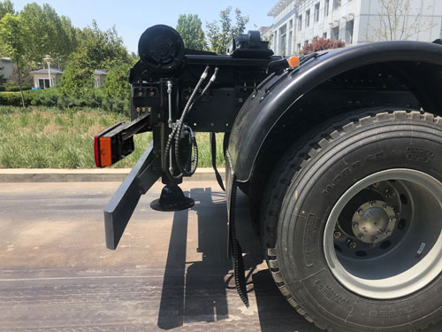 東岳牌ZTQ5250ZXXZ5N43F車廂可卸式垃圾車公告圖片