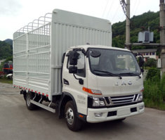 仓栅式运输车