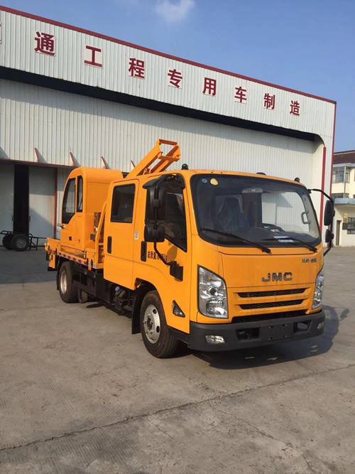 路鑫牌NJJ5062TQX6護欄搶修車公告圖片