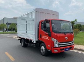 仓栅式运输车