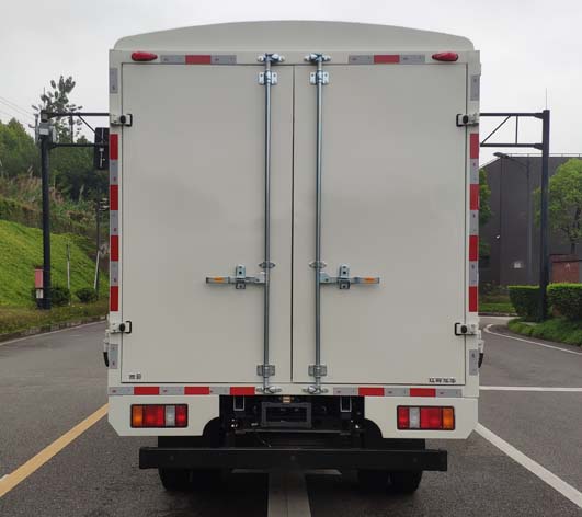江鈴牌JX5044CCYTG25倉柵式運(yùn)輸車公告圖片