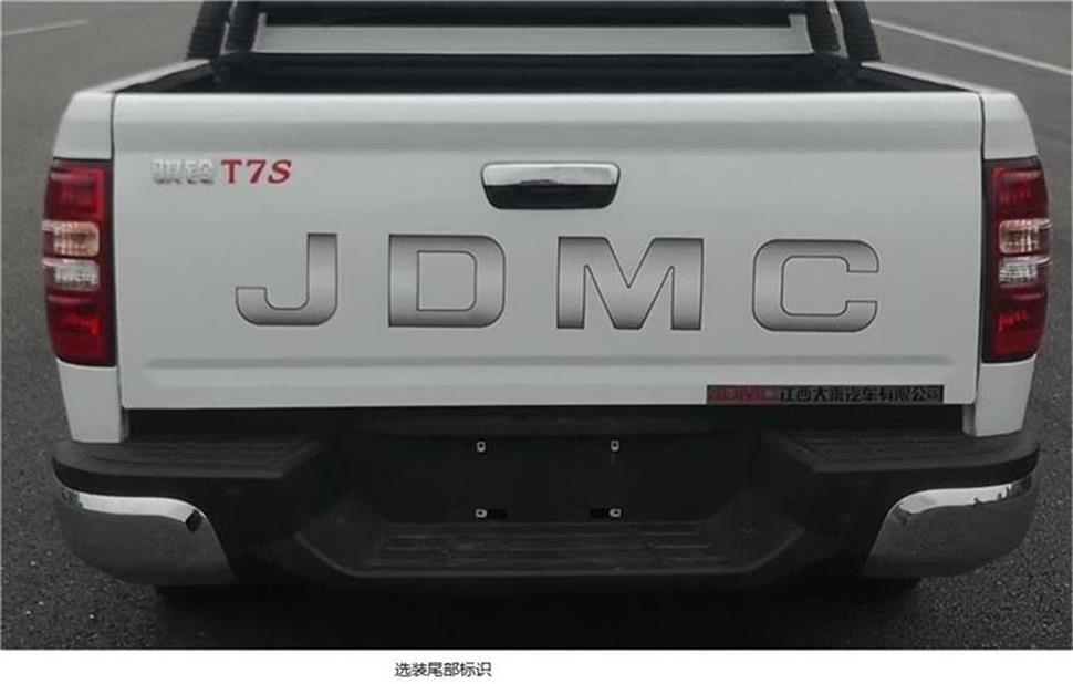 JML1022AAL 骐铃牌163马力单桥汽油1.8米国六多用途货车图片