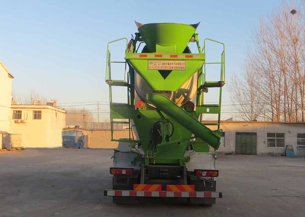 凌宇牌CLY5314GJB30E62混凝土攪拌運輸車公告圖片