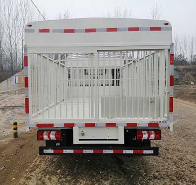 江淮牌HFC5043CCQP71K3C7S畜禽運(yùn)輸車(chē)公告圖片