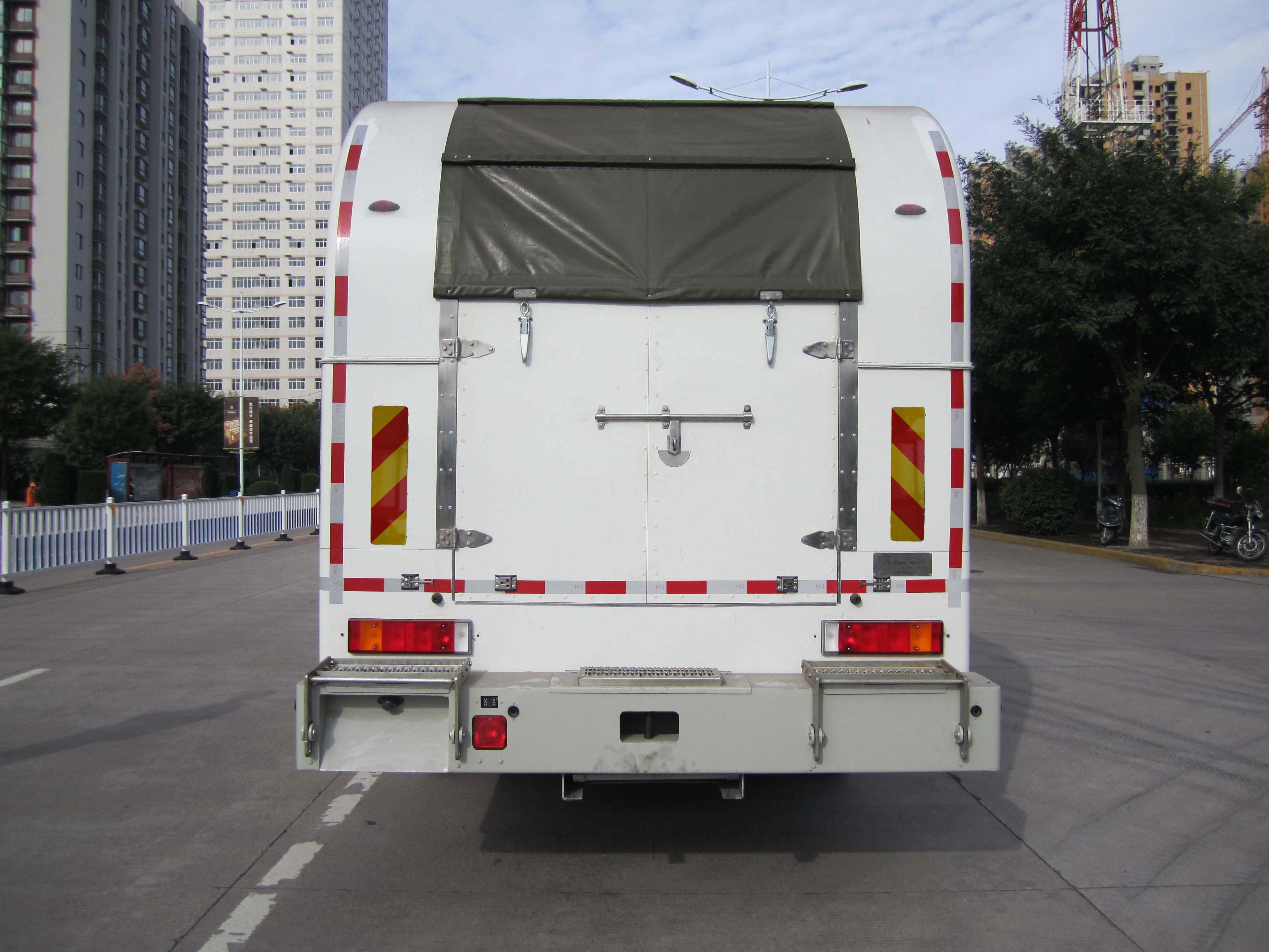 寶石機械牌BSJ5253TCJ03測井車公告圖片