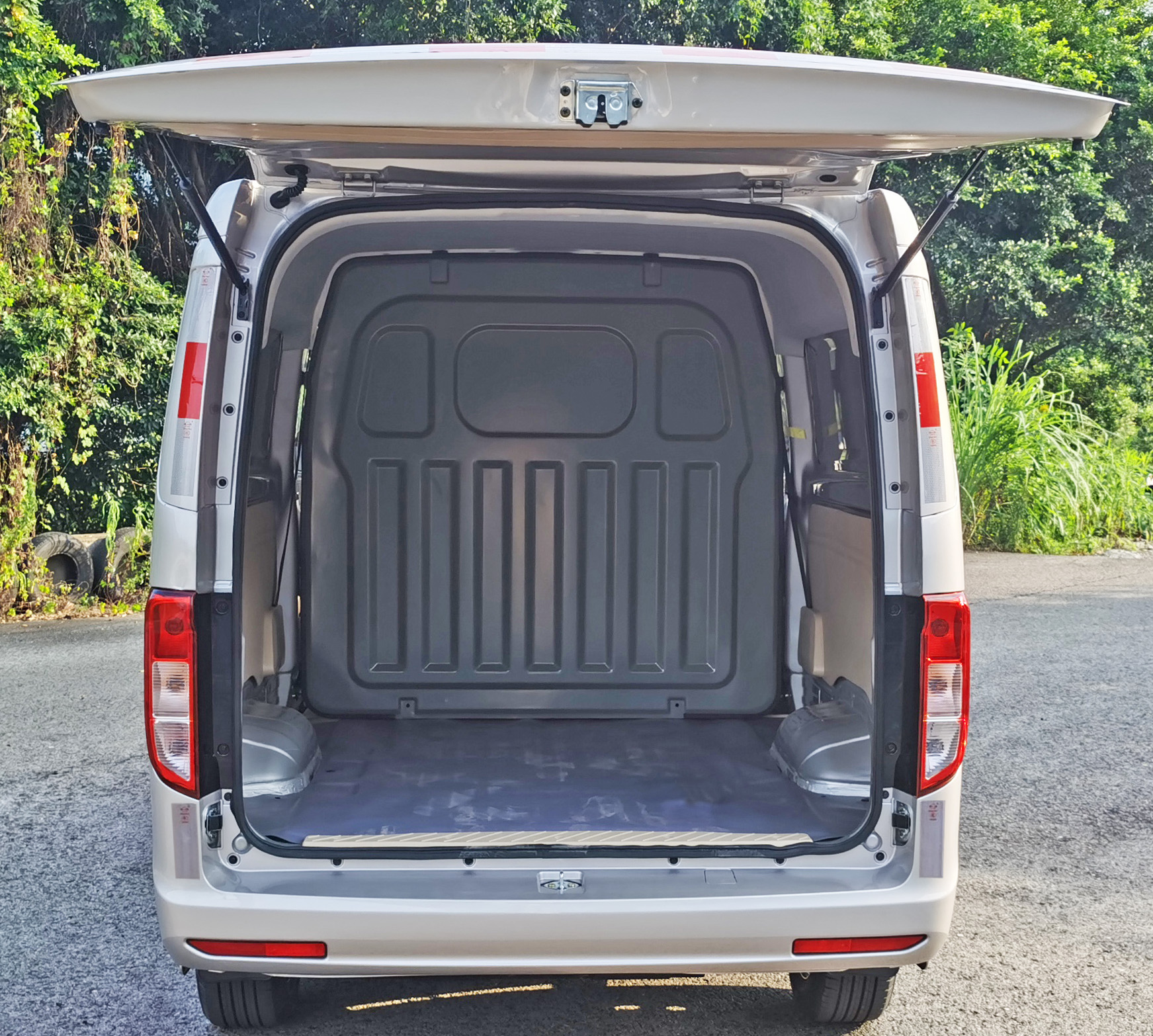 長安牌SC5021XXYVQ6B4廂式運輸車公告圖片