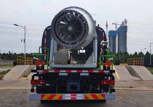 宇通牌YTZ5180TDYD1BEV純電動多功能抑塵車公告圖片