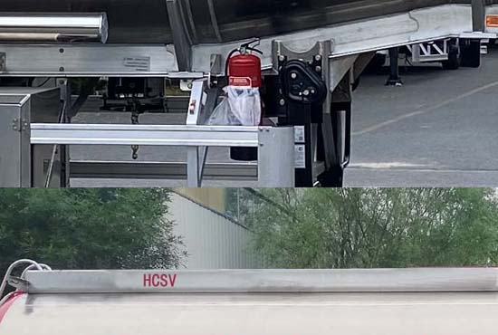 昌骅牌HCH9408GRYJC铝合金易燃液体罐式运输半挂车公告图片