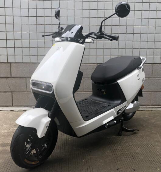 绿能牌LN1200DT-3K电动两轮摩托车公告图片