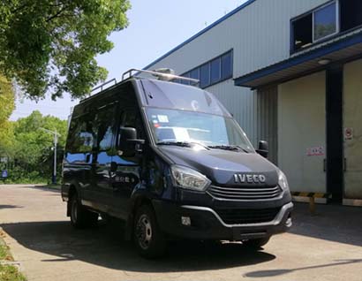 依維柯牌NJ5046XZHFE指揮車公告圖片