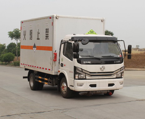 東風(fēng)牌EQ5046XZW8CD2ACWXP雜項(xiàng)危險(xiǎn)物品廂式運(yùn)輸車公告圖片
