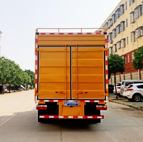 程力威牌CLW5095TWC6污水處理車公告圖片