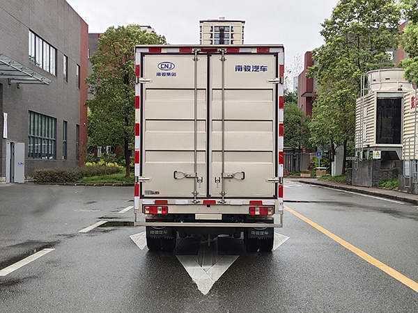 南駿牌NJA5030XXYSDG36SA廂式運(yùn)輸車公告圖片