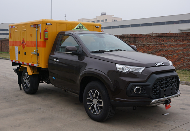 江鈴江特牌JMT5034XQYXE6爆破器材運(yùn)輸車公告圖片