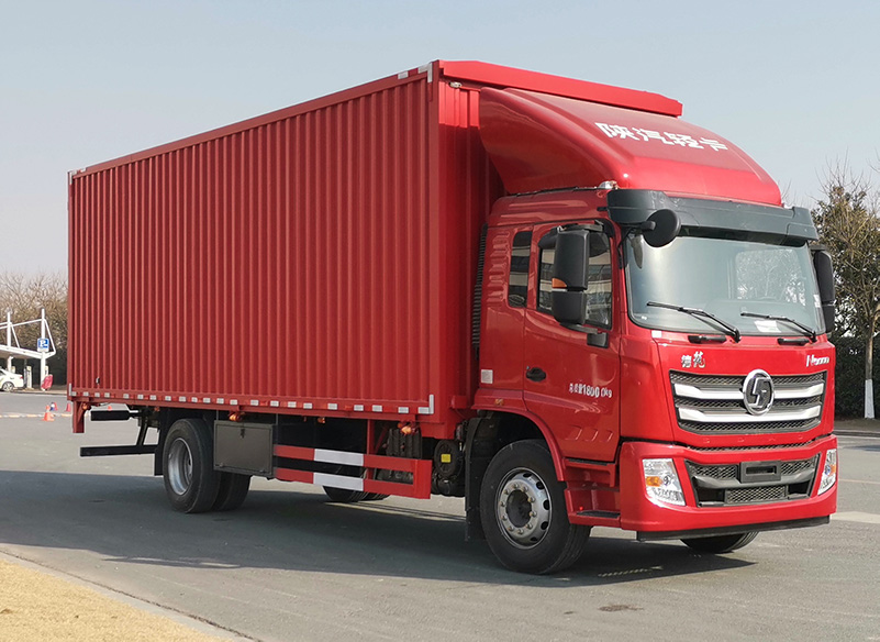 陜汽牌YTQ5181XYKFM50A0翼開(kāi)啟廂式車(chē)公告圖片