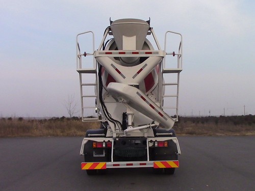 豪曼牌ZZ5248GJBKC0FB0混凝土攪拌運(yùn)輸車公告圖片