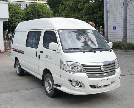 金旅牌XML5036XXY56D廂式運(yùn)輸車公告圖片