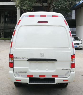 金旅牌XML5036XXY56D廂式運(yùn)輸車公告圖片