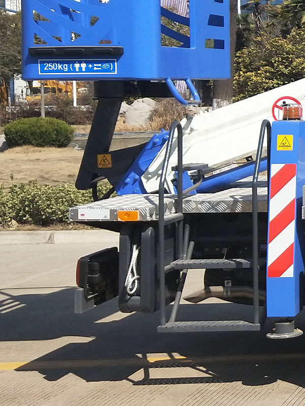 海倫哲牌XHZ5041JGKJ61高空作業(yè)車公告圖片