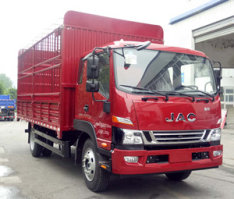 仓栅式运输车