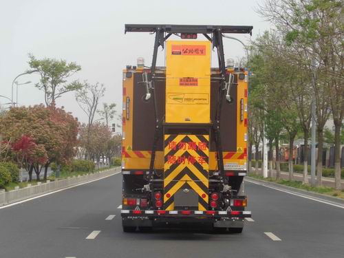英达牌FTT5140TFZAT35防撞缓冲车公告图片