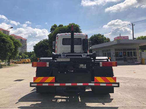 廈工牌XXG5180ZXX車廂可卸式垃圾車公告圖片
