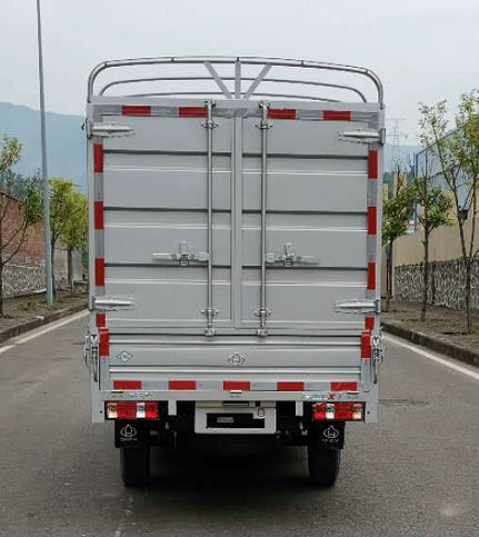 長安牌SC5031CCYXDD6B1NG倉柵式運(yùn)輸車公告圖片