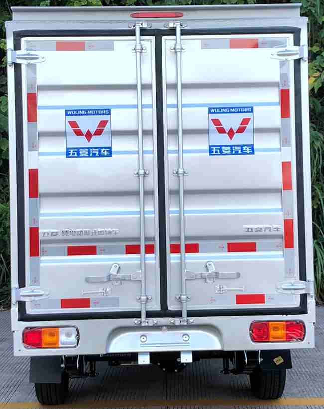 五菱牌GXA5032XXYEV純電動(dòng)廂式運(yùn)輸車公告圖片