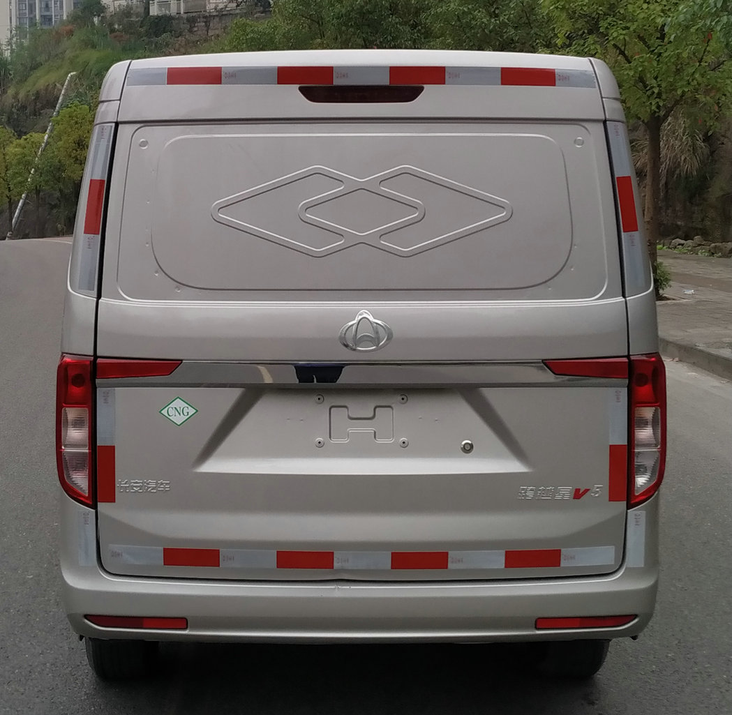 長(zhǎng)安牌SC5021XXYVQ6B3NG廂式運(yùn)輸車公告圖片