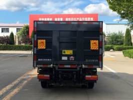 桶装垃圾运输车