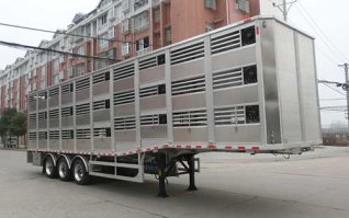 畜禽运输半挂车
