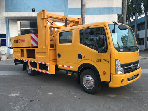 雙達(dá)牌ZLQ5070TFZ防撞緩沖車公告圖片