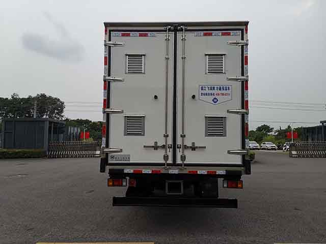 飛球牌ZJL5110XCQQ6雛禽運輸車公告圖片