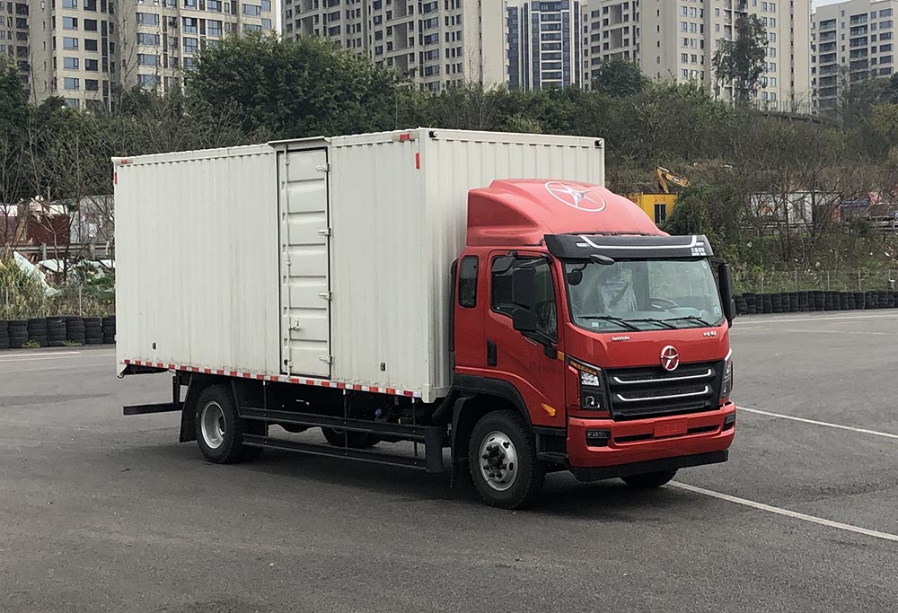 大運(yùn)牌CGC5160XXYHDF53F廂式運(yùn)輸車公告圖片