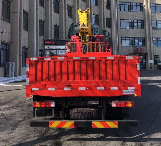 龙帝牌CSL5317JSQZ6N随车起重运输车公告图片