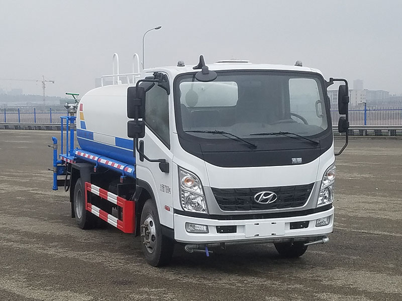 现代牌CHM5070GPSZDC33T绿化喷洒车公告图片