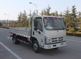 越野载货汽车