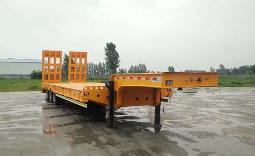 聚运达牌13.8米26.9吨3轴低平板半挂车(LZY9350TDP)