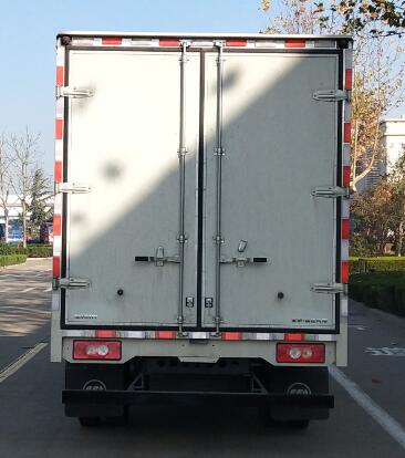 福田牌BJ5046XXY9JBA-01廂式運輸車公告圖片