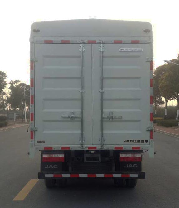 江淮牌HFC5048CCYB71K1C7S-1倉(cāng)柵式運(yùn)輸車公告圖片