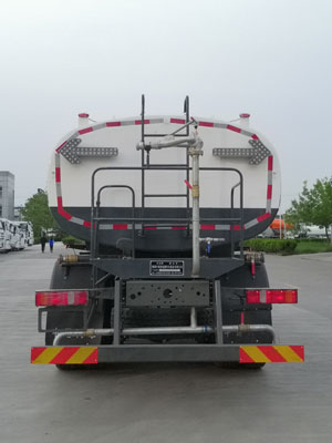 东岳牌ZTQ5250GSSZ6M43F洒水车公告图片