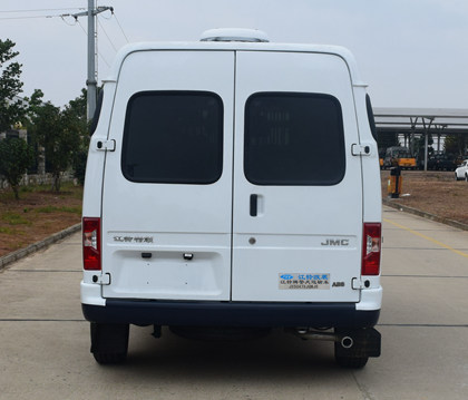 江鈴牌JX5047XJQMJ6警犬運輸車公告圖片