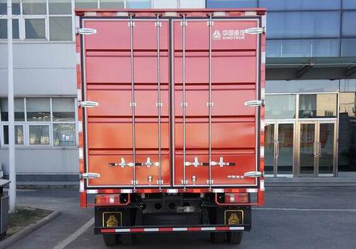 豪沃牌ZZ5077XXYG3815F177廂式運(yùn)輸車公告圖片