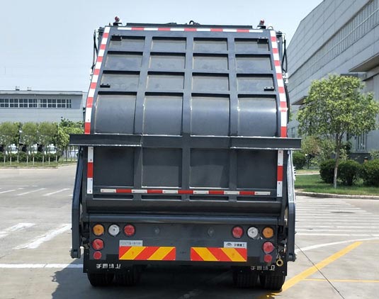 宇通牌YTZ5250ZYS20D6壓縮式垃圾車(chē)公告圖片