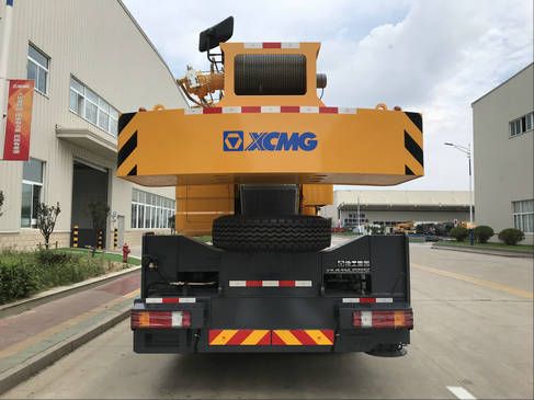 徐工牌XZJ5336JQZ25K汽車起重機(jī)公告圖片